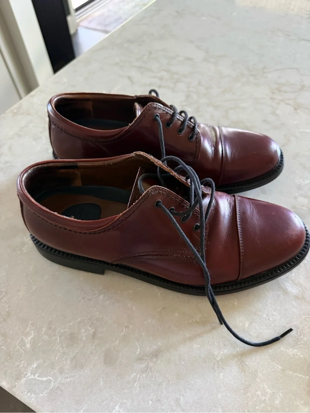 Men's Leather Dockers Dress Shoes Chestnut Brown size 11